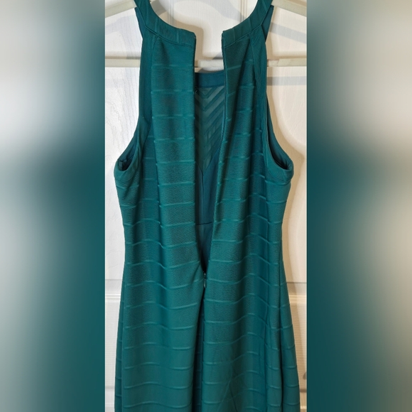 Guess L.A Ladies Dress - Picture 5 of 8